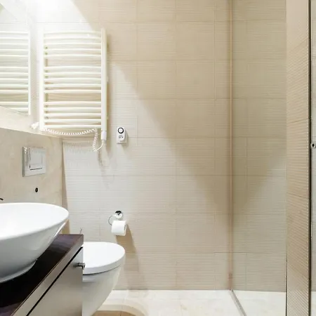 Apartment Superb Czerska Family