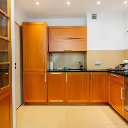 Superb Czerska Family Varsavia