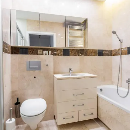 Apartament Superb Czerska Family With Parking *